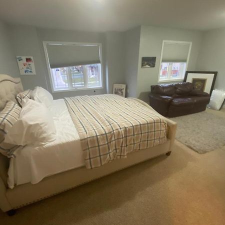Peacefully Redifined Apartment Hamilton Exterior photo